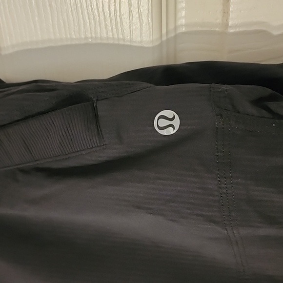 Lululemon Lined Joggers Black Size 4 - Picture 2 of 5